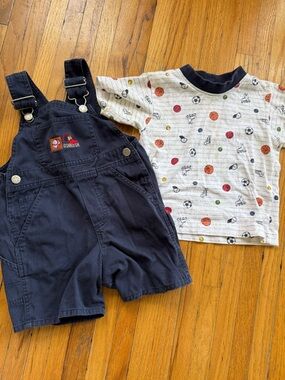 Vintage Oshkosh overalls with matching shirt, baseball theme size 2T